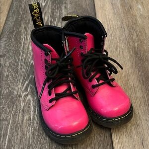 Dr. Martens Shiny Pink Kids Boots with Black Laces 7 Toddler